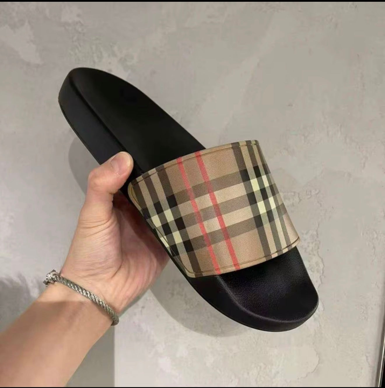 Men’s Classic Plaid Slide Sandals